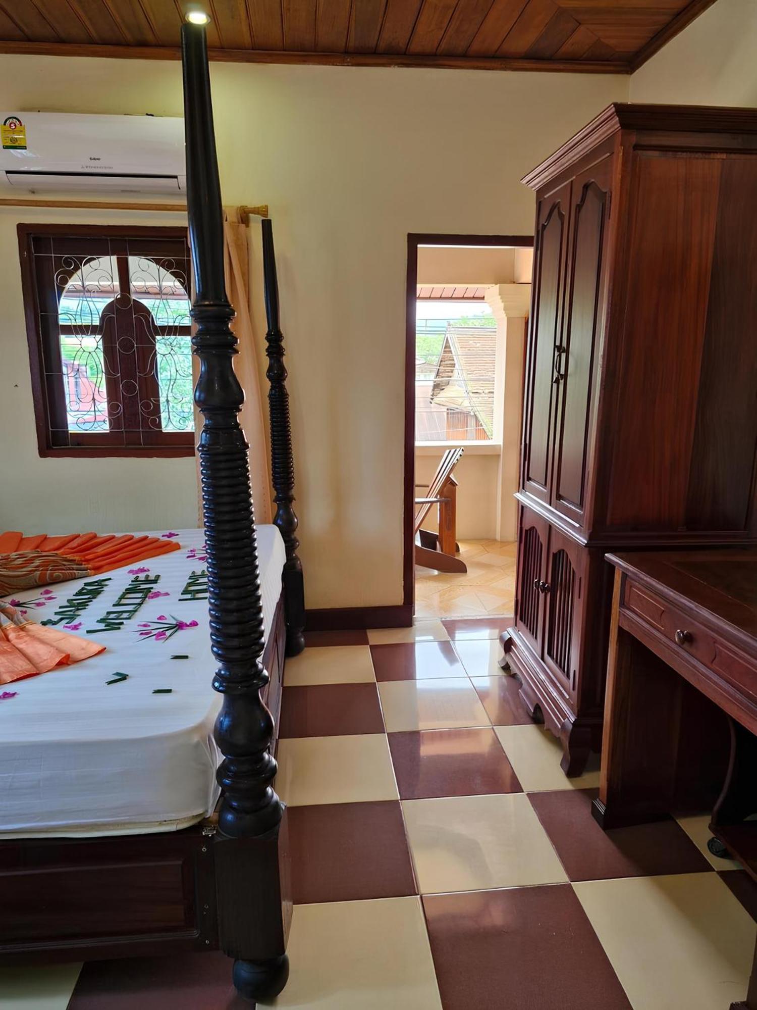 Hotel Sakura Wood House Luang Prabang Exterior foto