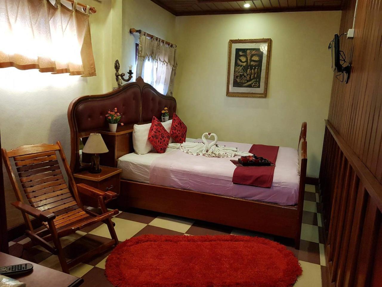 Hotel Sakura Wood House Luang Prabang Exterior foto